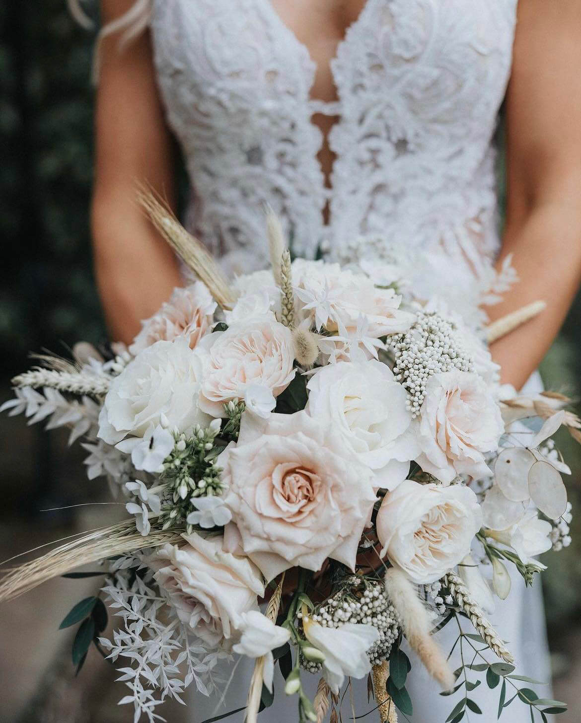 Bridal floral arrangement